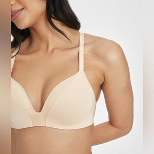 Lively All-Day Deep V No-Wire bra wire free wireless